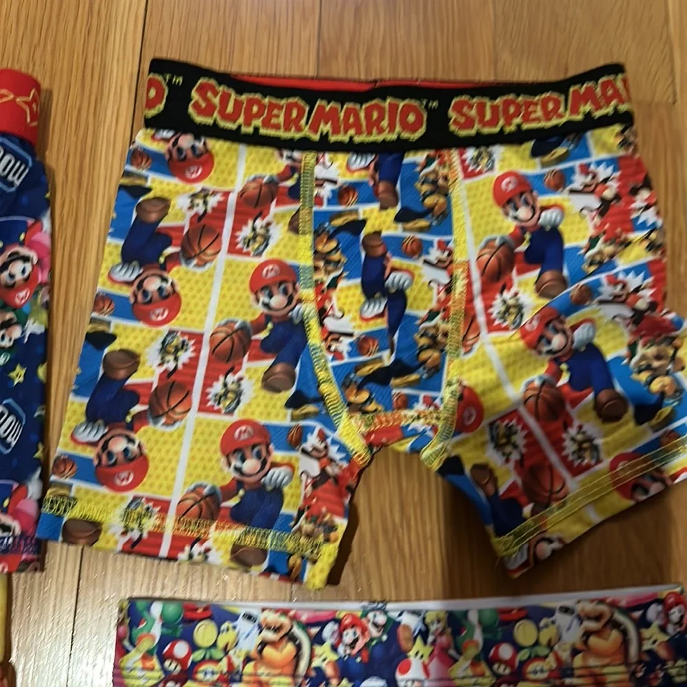 Nintendo boys Super Mario Bros Four Pack Athletic Boxer Briefs Underwear